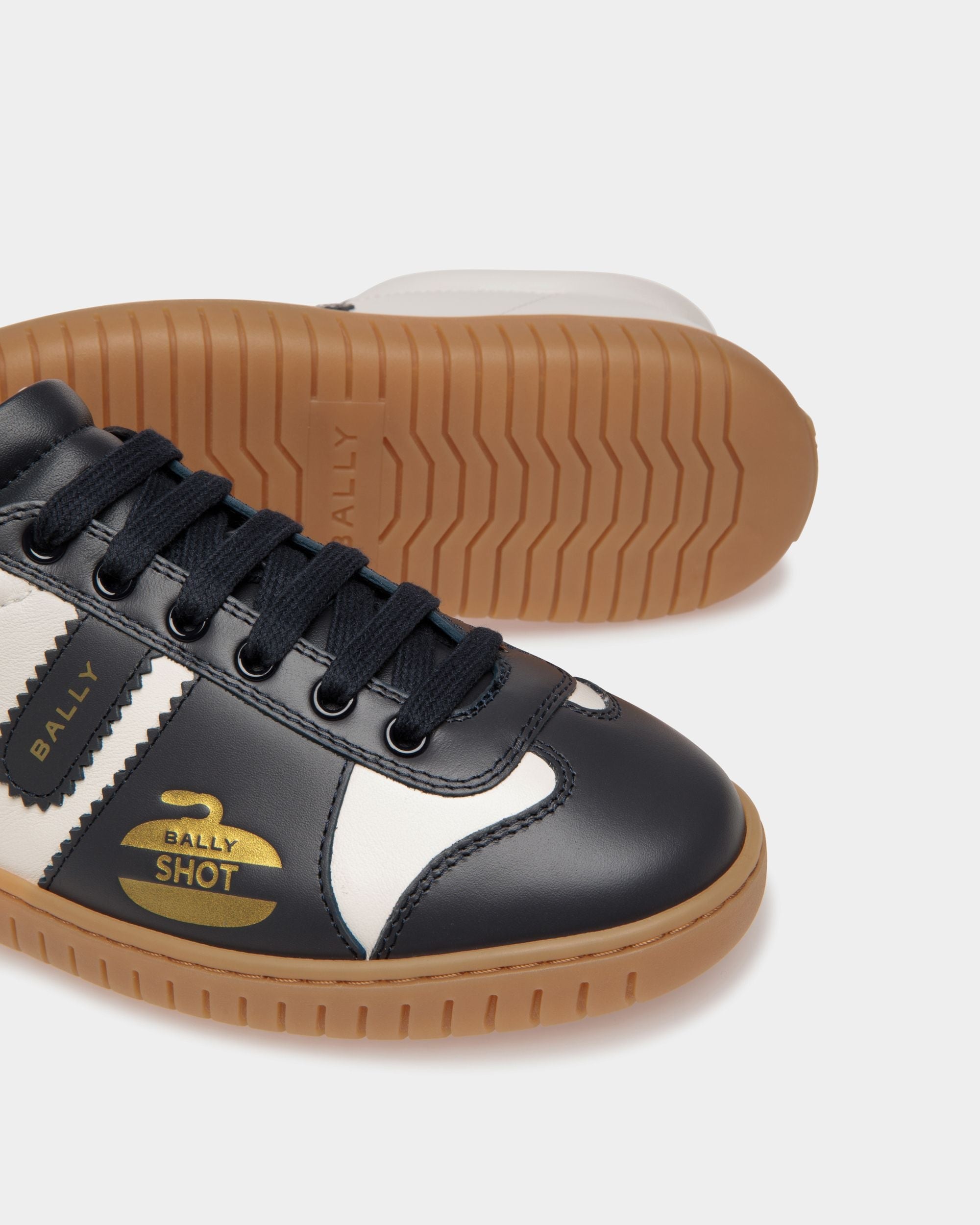 Sneaker Player In Pelle Blu E Bianca - Uomo - Bally - 04