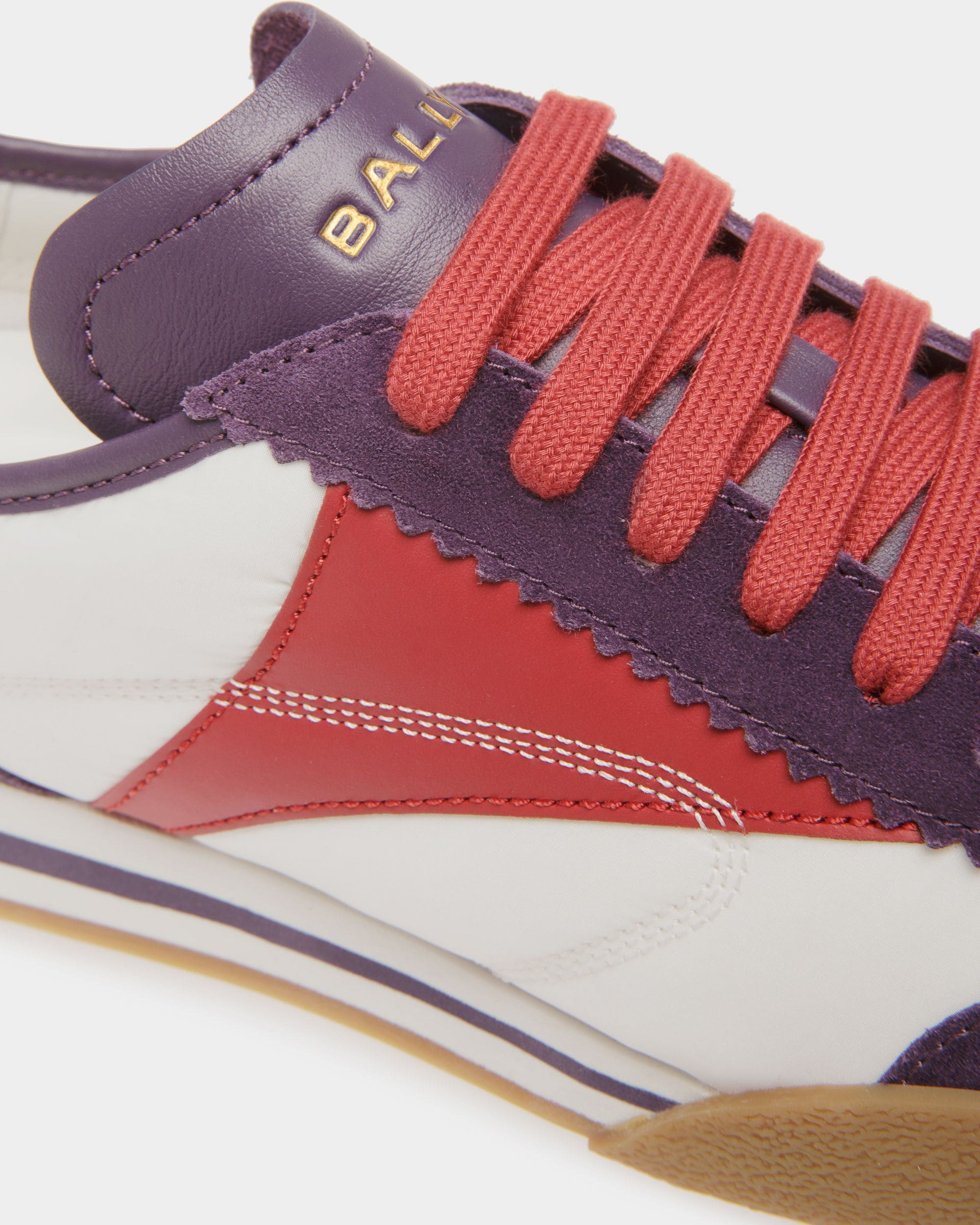 Sneaker Sussex In Tessuto Bianco E Pelle Rossa Con Pelle Scamosciata Viola - Donna - Bally - 05