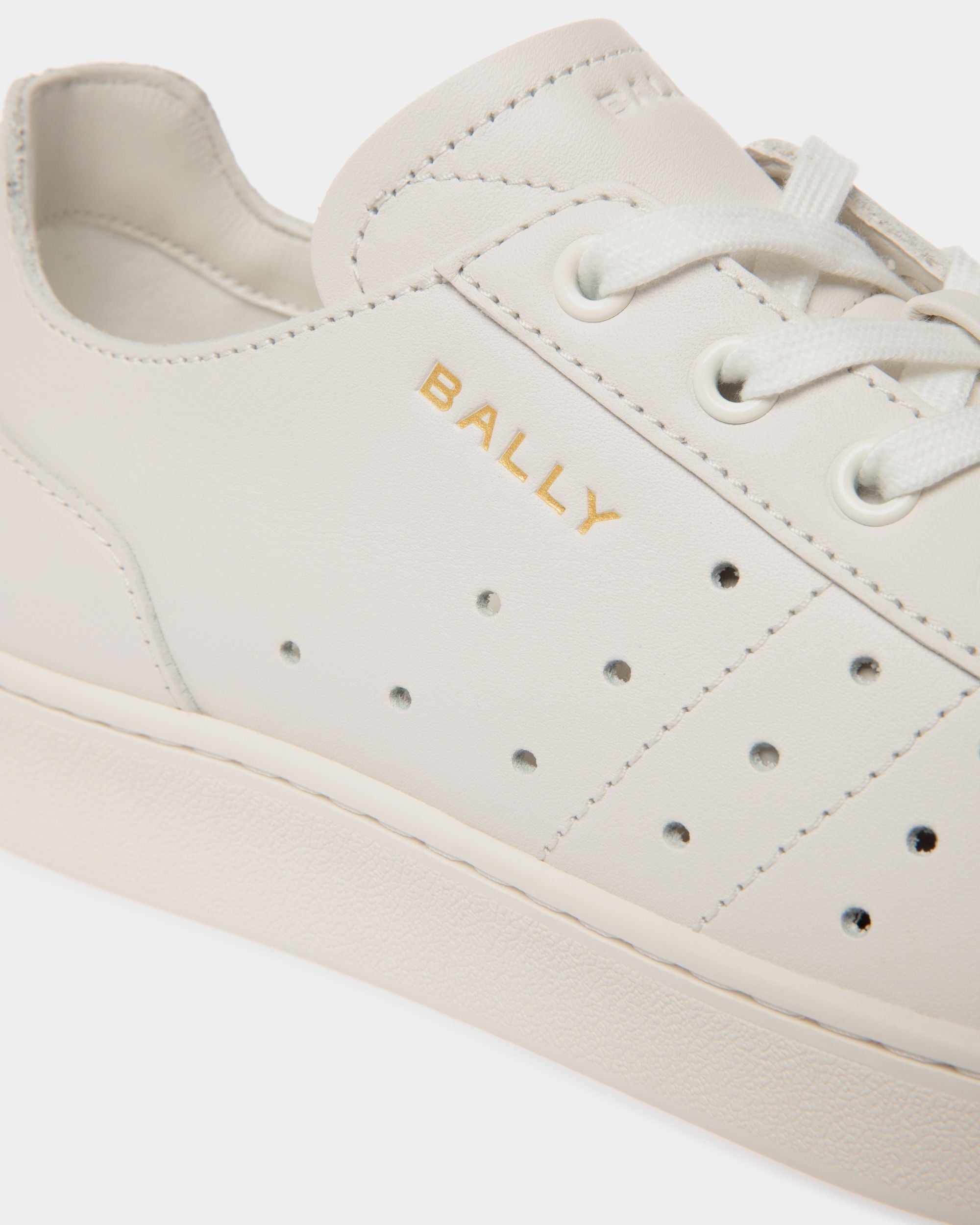 Sneaker Tennis In Pelle Bianca - Donna - Bally - 05